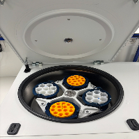 Eppendorf 5810 R Centrifuge image 2